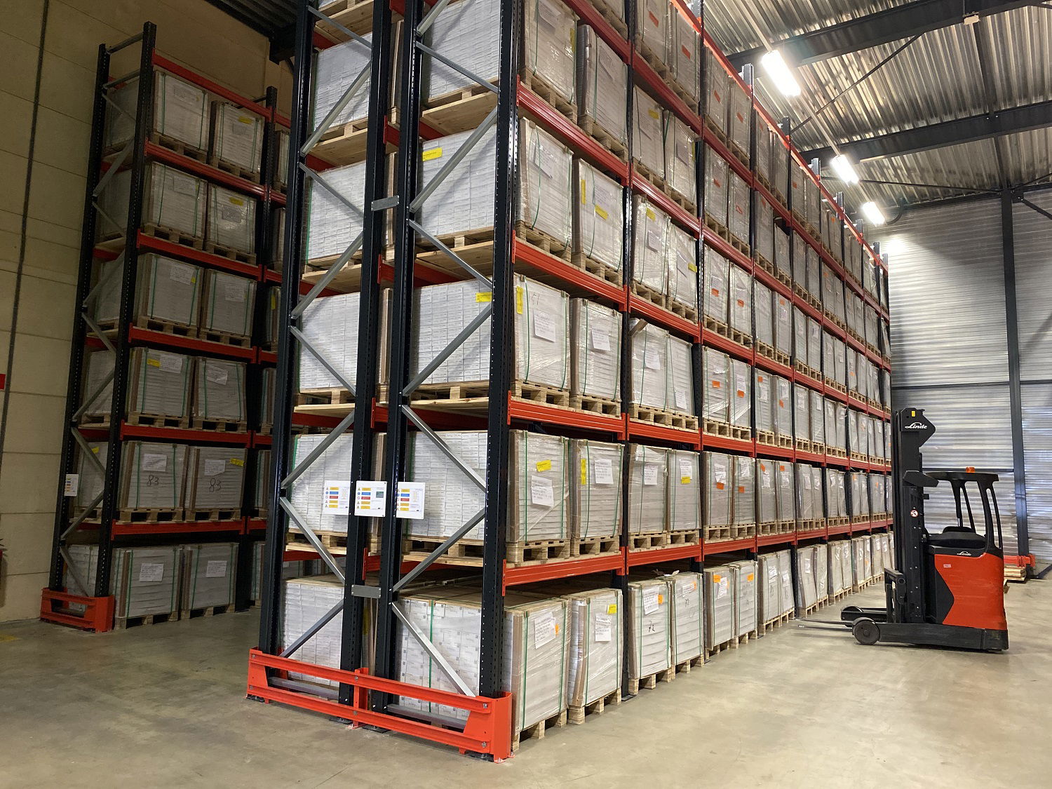 Racking bij Belakos