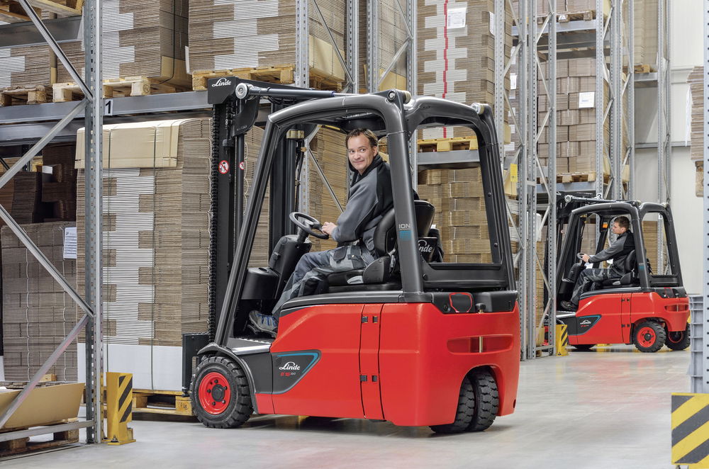 Linde E12 - E20 EVO driewielige elektrische heftruck