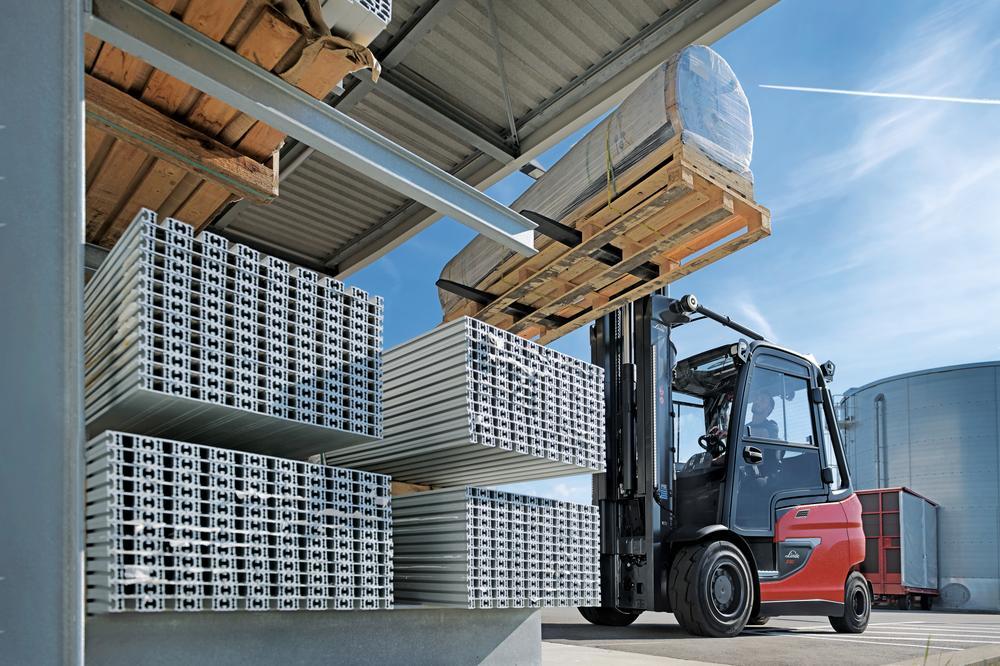 Linde E35 - E50 rijk uitgeruste elektrische heftruck