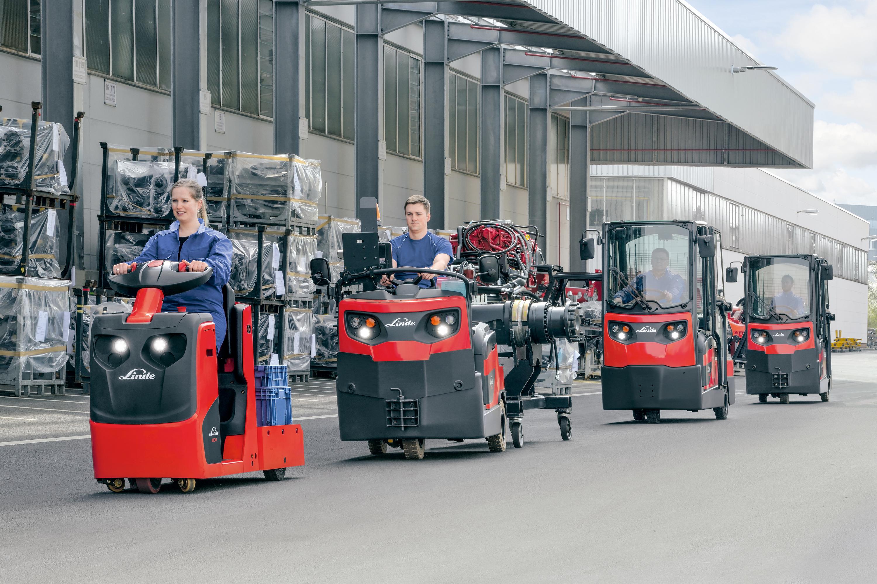 Elektrische Linde trekkers en platformwagens