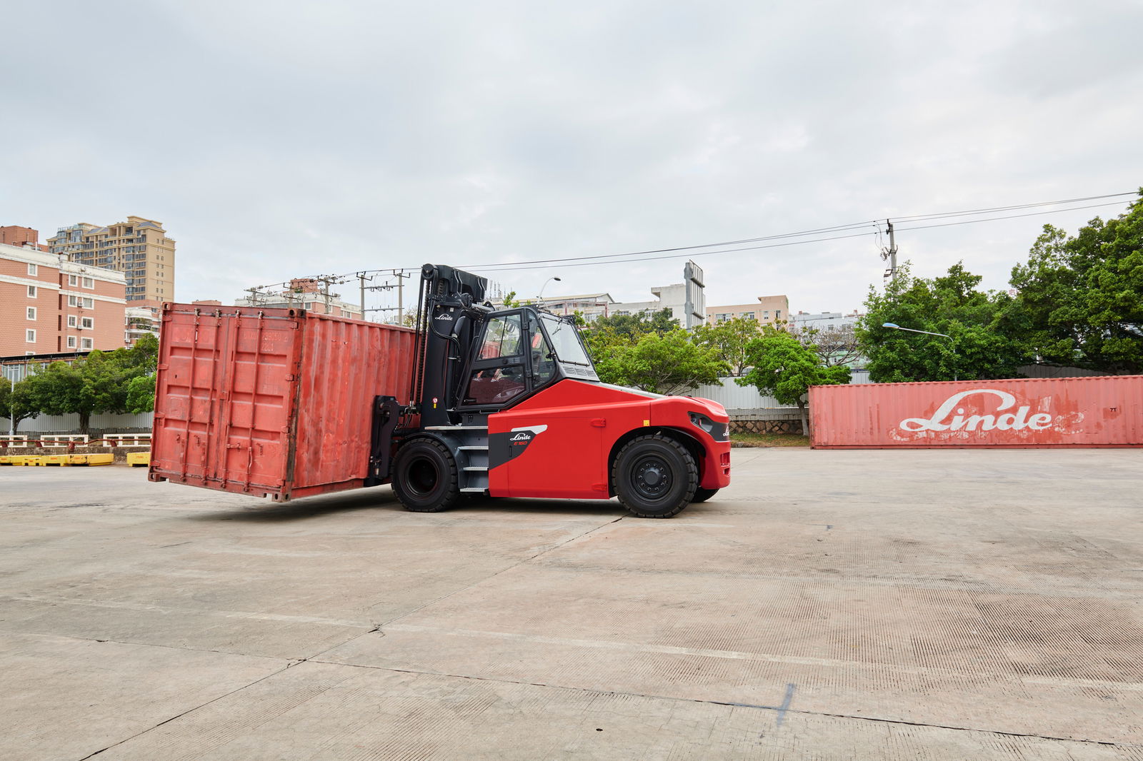 Linde-e120-elektrische-heavy-truck